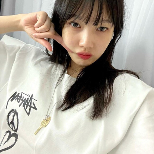 (국내배송.당일출고) 스투시 x NRG 피스 러브 스우시 반팔티셔츠 (조이 설현 착용) -재입고!!-