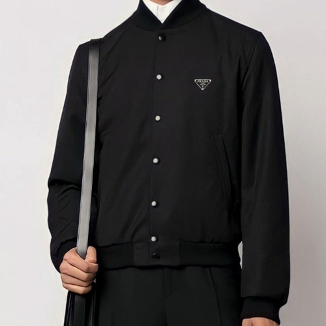 (국내배송, 당일출고) 프라다 삼각로고패치 블루종 봄버자켓