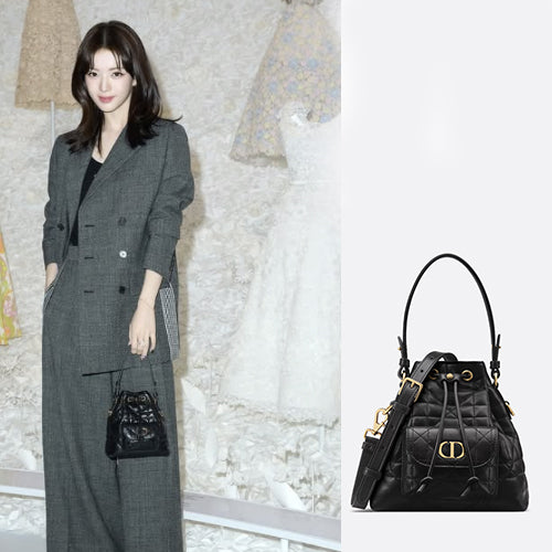 디올 카로 미니 버킷백 블랙 (노정의 착용)