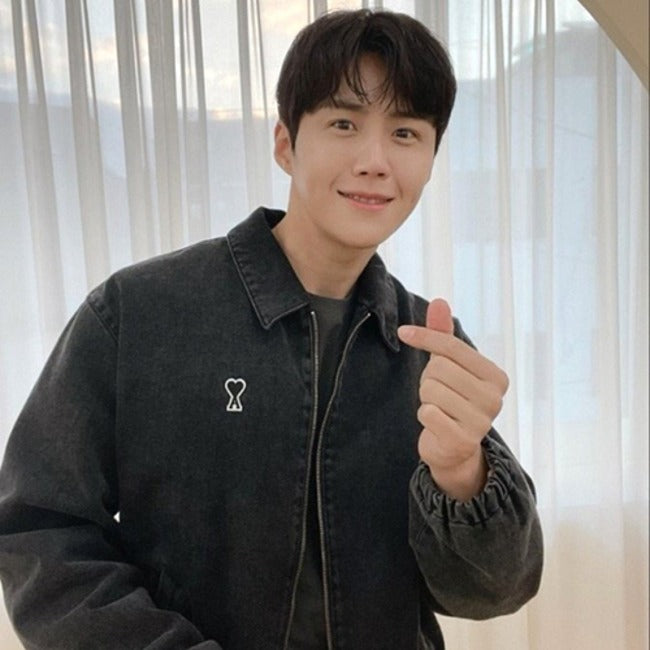 (국내배송, 당일출고) 아미 스몰하트 데님 봄버자켓