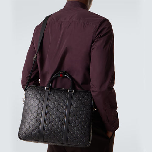 구찌 GG 엠블럼 디보싱 레더 브리프케이스