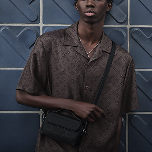 루이비통 스티머 이스트 웨스트 웨어러블 크로스백
