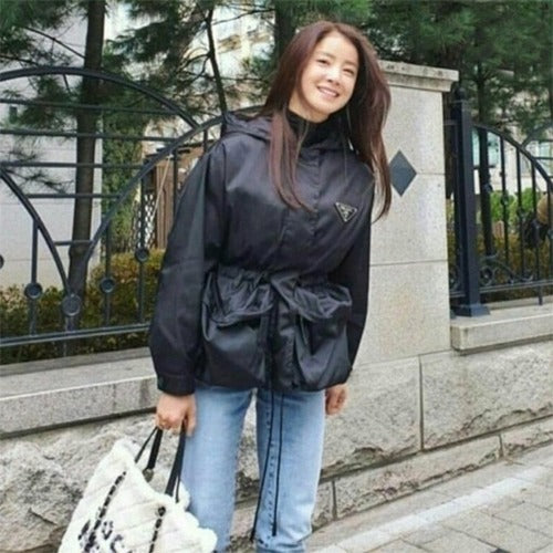 (국내배송) 프라다 나일론 오버사이즈 드로스트링 지퍼 자켓 (이시영 착용)