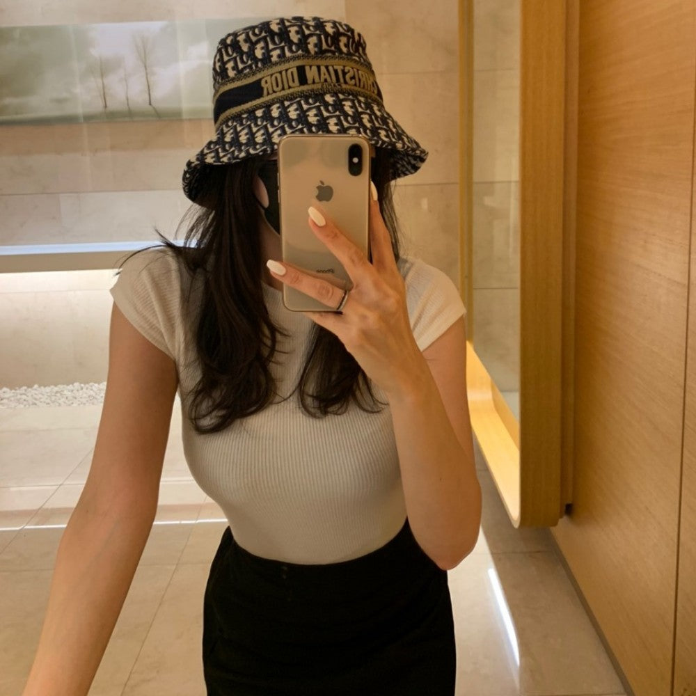 (국내배송)디올 테크니컷패브릭버킷햇