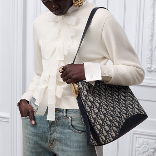 디올 메달리옹 버킷 숄더백 미디엄
