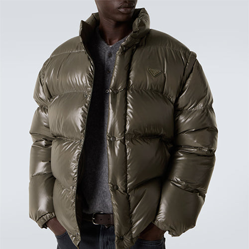 프라다 중량감 레나일론 다운 재킷