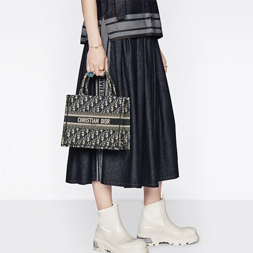 디올 북 토트백 스몰 블루 디올 오블리크 자수