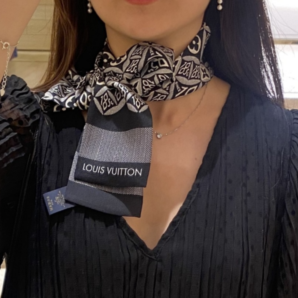 (국내배송) 루이비통 실크 스카프